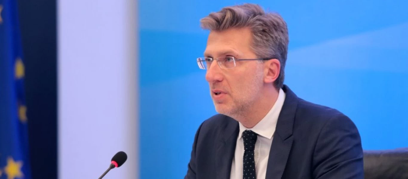 A.Σκέρτσος: «Μεγαλύτεροι βαθμοί ελευθερίας με μάσκες, self test και εμβόλια»